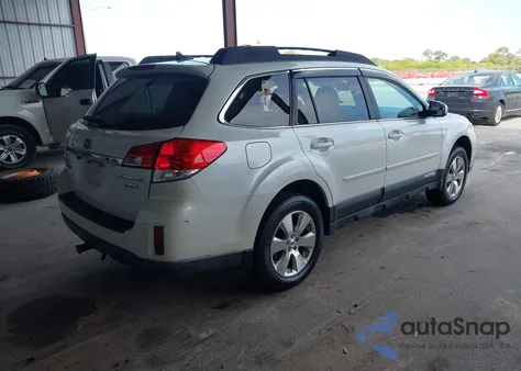 2011 Subaru Outback 3.6R Limited z USA, uszkodzony, nr VIN 4S4BRDLC4B2432508